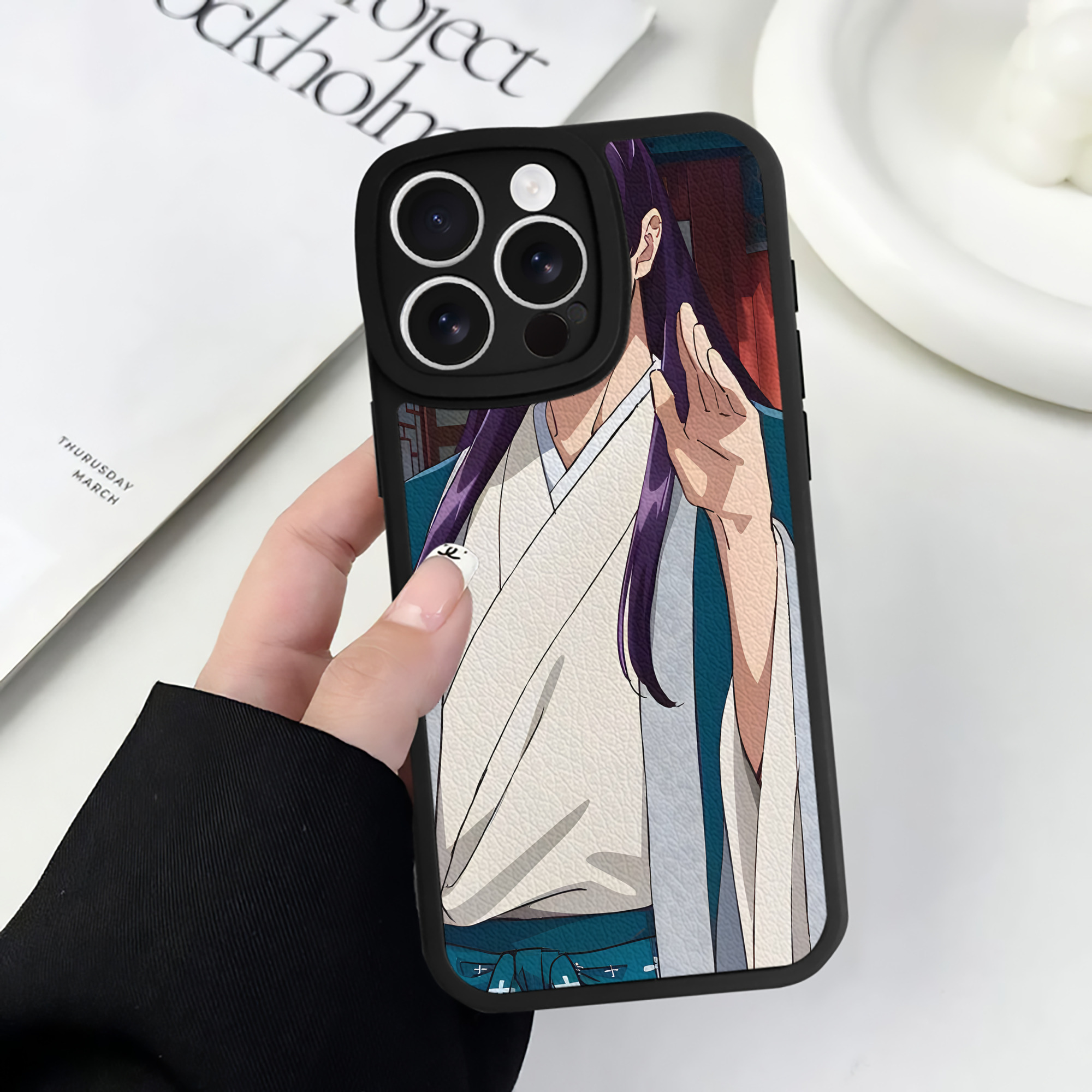 薬屋のひとりごと The Apothecary Diaries 【iPhone 16シリーズ対応】シリコンスマホケース（レザー調） 材質：シリコン